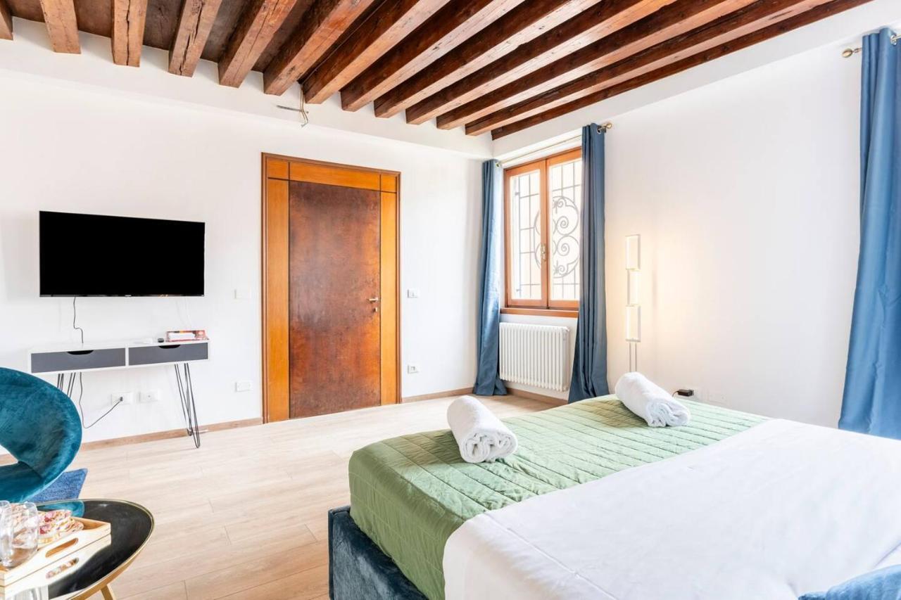 Venice Luxury Suites Luaran gambar